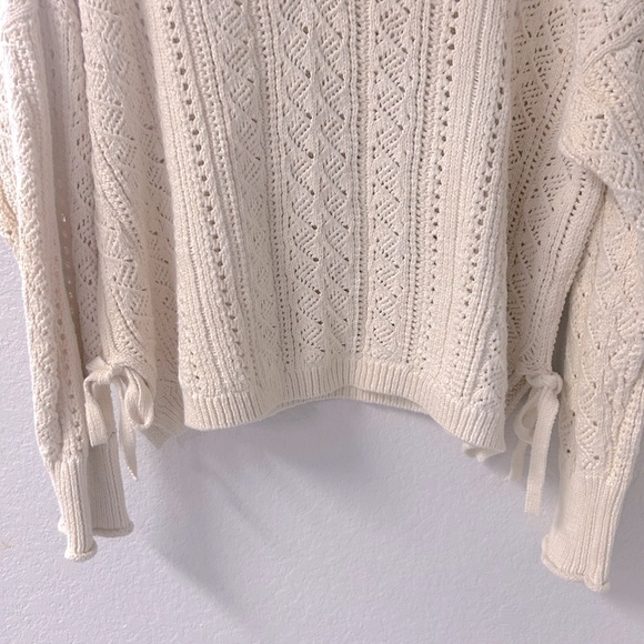 NWOT! ASTER the Label Cream V-Neck Cable Knit Sweater. Size S - Picture 4 of 8